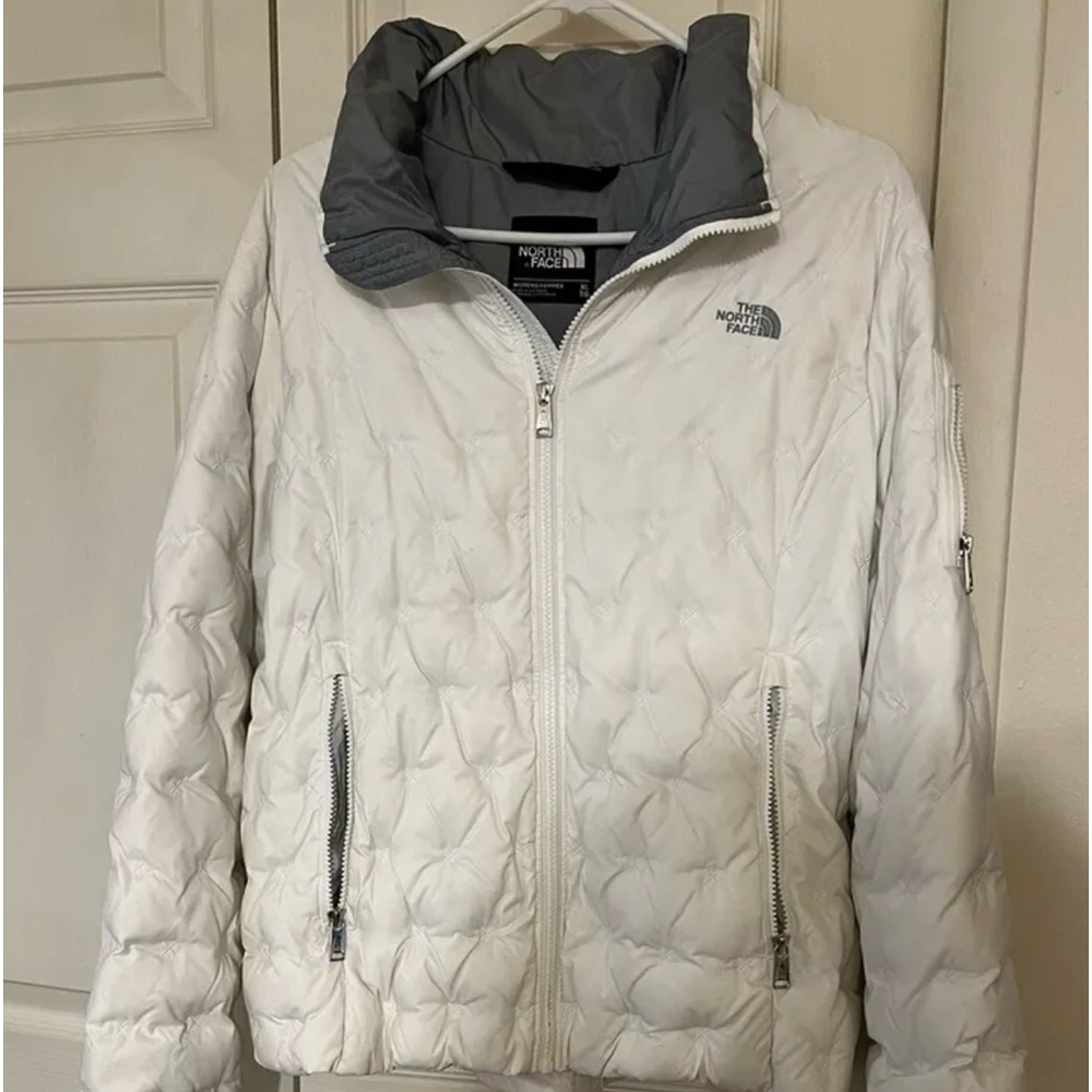 Women’s NORTH FACE HOLLADOWN 550 Jacket Cost size XL WHITE. MINT
